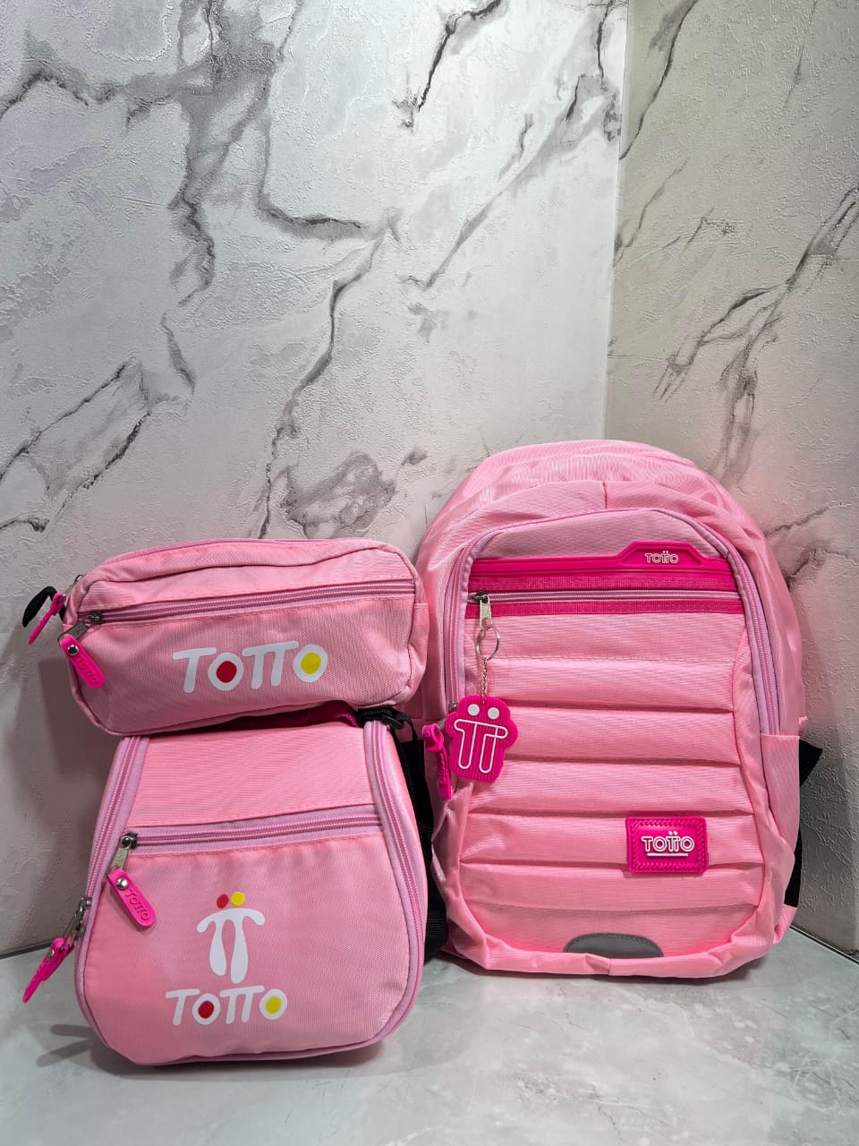 Combo Totto Maleta, Lonchera y Morral Regreso a clases 🏫